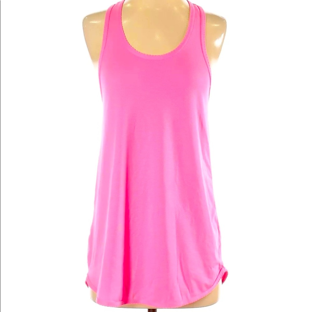 NWOT Maurices active tank.